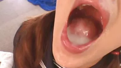 একটি অবিস্মরণীয় বাঁড়ার জন্য, busty একটি ক্যাপ সঙ্গে খেলা অন্য সেক্স ভিডিও হয়