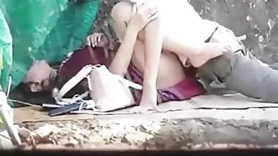 অপেশাদার ঠুং শব্দ তীব্রভাবে স্বর্ণকেশী সানি লিওন সেকস ভিডিও fucked