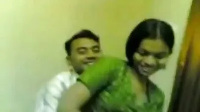 লাশ শ্যামাঙ্গিনী বাংলা সেকসভিডিও ছেলে একটি ভাইব্রেটর দিয়ে উত্তেজিত এবং fucked