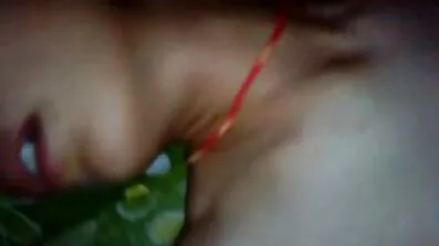 বস সক্রিয়ভাবে সেক্রেটারিকে বিভিন্ন পদে সেক্স ভিডিও আদিবাসী চুদেছে।