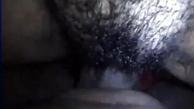 বসার ঘরে তারা একসাথে কাম করার জন্য একে ফেসবুক সেক্স ভিডিও অপরের সামনে হস্তমৈথুন করে।