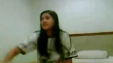 ক্ষুধার্ত সিস্টার এন্ড ব্রাদার সেক্স ভিডিও মেয়ে ক্যামেরায় সেক্স করতে রাজি।
